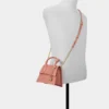 Bolso con asa superior Cierraa Bolso con asa superior Cierraa