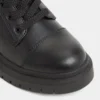 Botines Goer Combat, suela con tacos Botines Goer Combat, suela con tacos