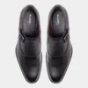 Elegante mocasín con hebilla