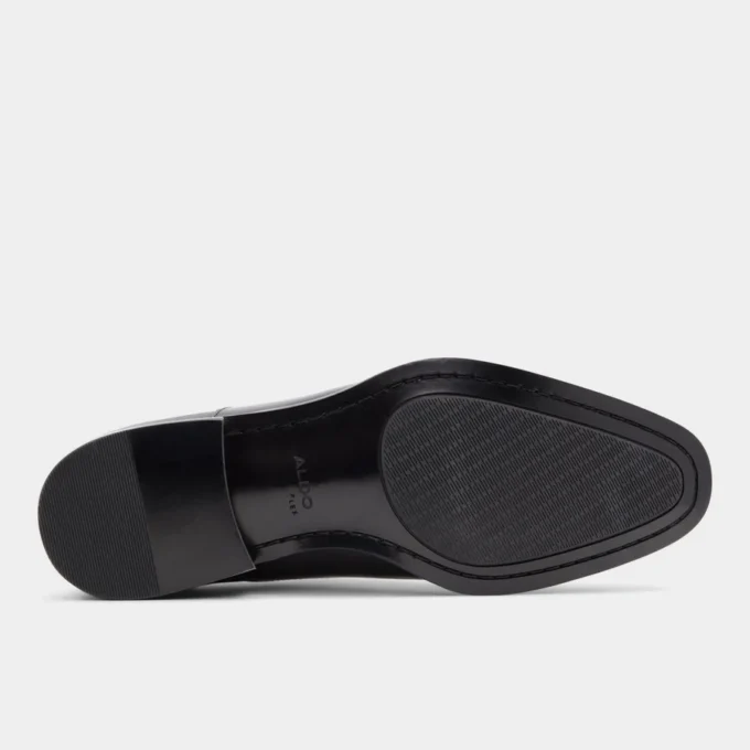 Elegante mocasín con hebilla