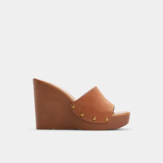 Sandalia con cuña, tacón de cuña
