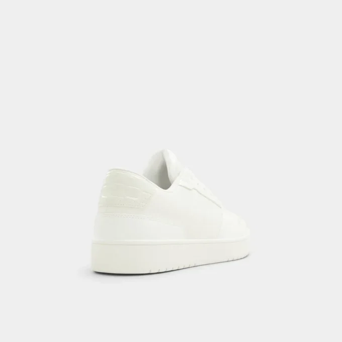 Zethan: zapatilla baja con suela de copa